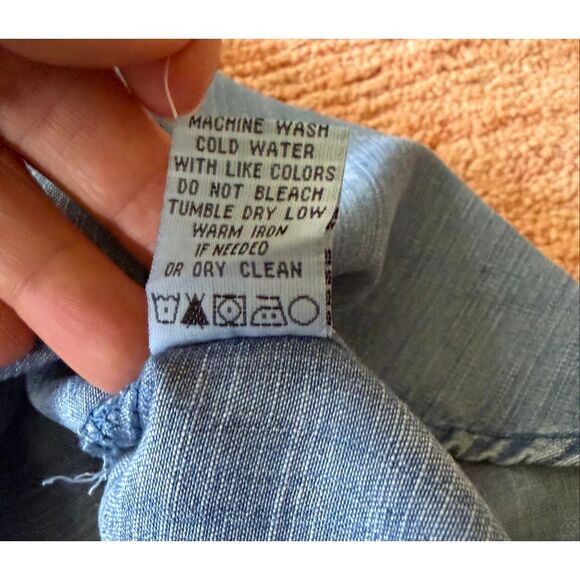 Velvet Heart Tencel Chambray Button Down Shirt Light Blue 1X - Picture 6 of 9